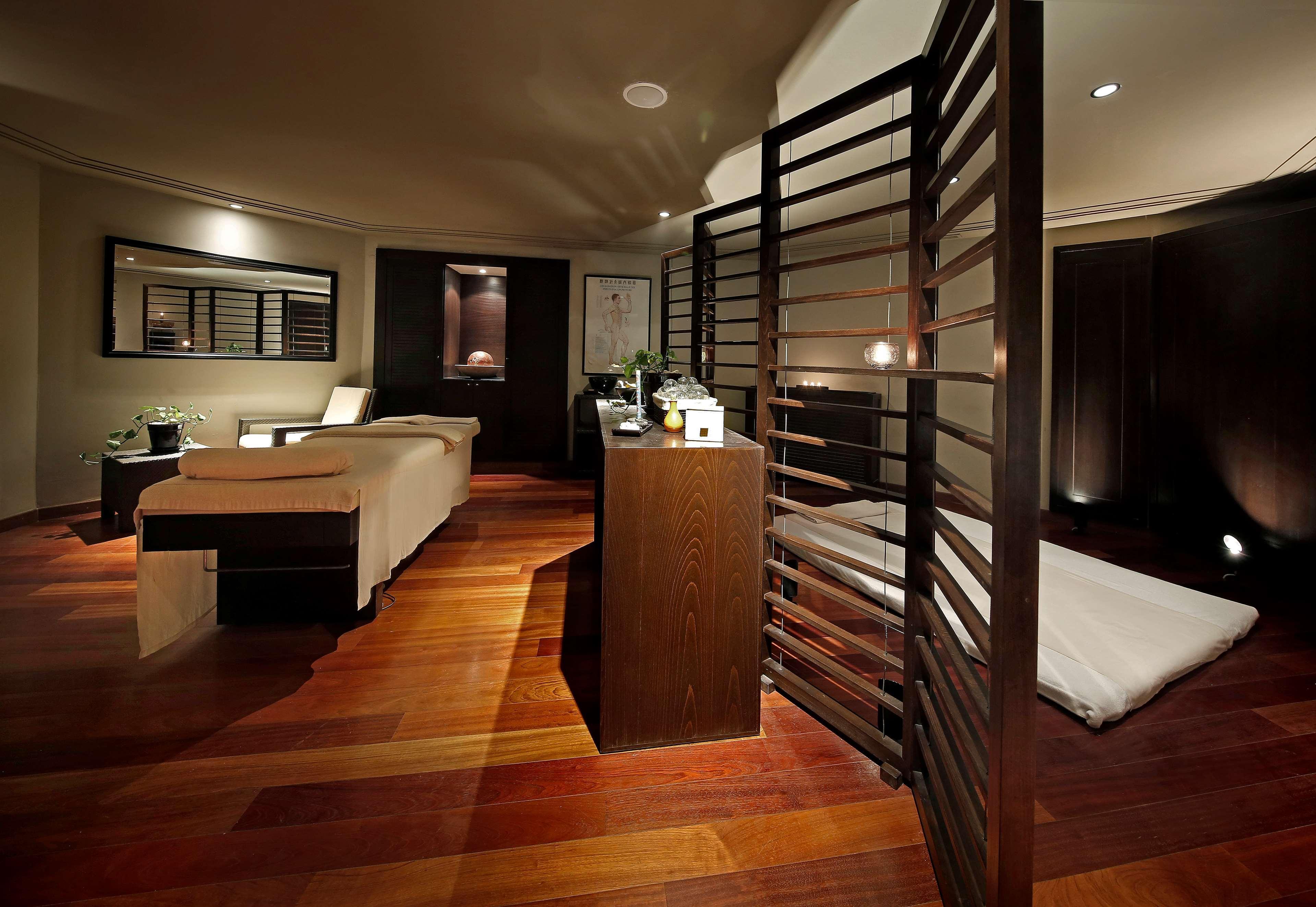 杰尔巴皇宫丽笙度假酒店及海水浴 迈来亚 外观 照片 The Spa at The Landmark